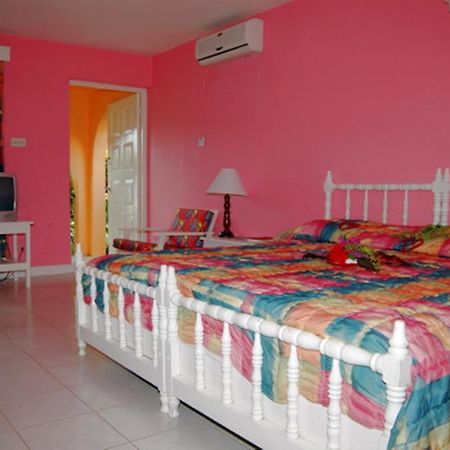 Our Past Time Hotel Negril Habitación foto