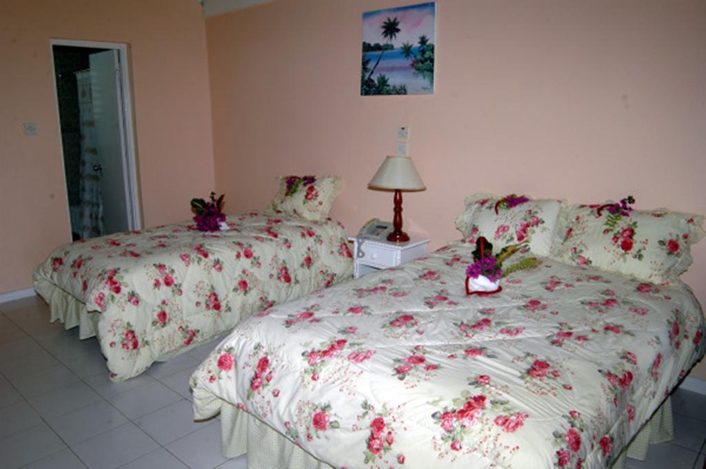 Our Past Time Hotel Negril Habitación foto